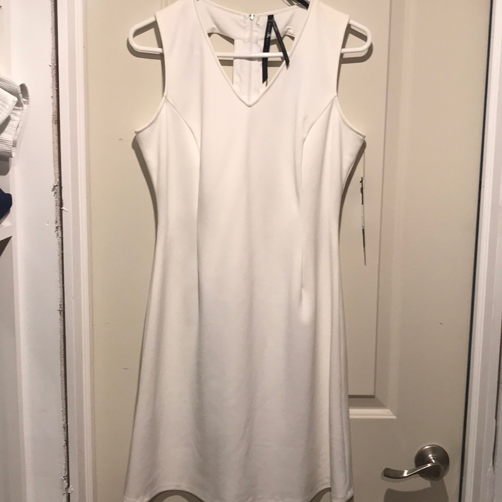 NWT Marc New York v neck dress